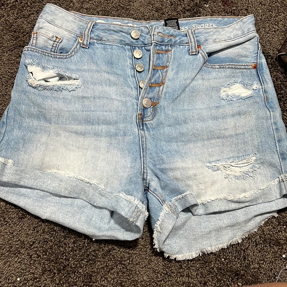 Shorts!! - Picture 1 of 3